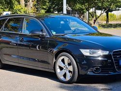 Schwarz Gebraucht 2011 Audi A6 Ambiente Kombi | 8.500 €