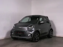 Titania grey (matt) Gebraucht 2024 Smart ForTwo Electric Drive Prime Exclusive Cabrio | 20.444 € (Teuer)