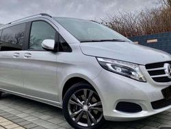 Grau Gebraucht 2017 Mercedes V220 Van / Kleinbus | 36.900 € (Fairer Preis)