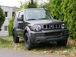 Grau Gebraucht 2009 Suzuki Jimny Comfort SUV | 8.500 € (Fairer Preis)