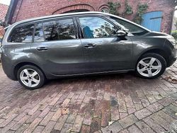 Grau Gebraucht 2015 Citroën C4 SpaceTourer SELECTION Van / Kleinbus | 11.900 €