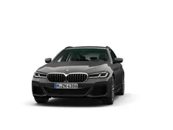 Grau Gebraucht 2022 BMW 530 Shadowline Kombi | 43.406 € (Fairer Preis)