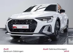 Weiß Gebraucht 2024 Audi A3 Sport Limousine | 38.880 € (Guter Preis)