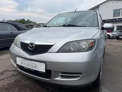 Silber Gebraucht 2007 Mazda 2 Active Limousine | 2.200 € (Etwas zu teuer)