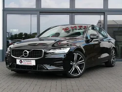 Schwarz Gebraucht 2020 Volvo S60 R-Design Limousine | 27.600 € (Guter Preis)