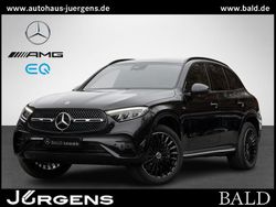 Schwarz unilack schwarz Gebraucht 2025 Mercedes GLC300e AMG SUV | 73.870 €