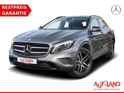 Grau Gebraucht 2016 Mercedes GLA200 Urban SUV | 20.990 € (Etwas zu teuer)