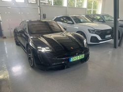 Schwarz Gebraucht 2021 Porsche Taycan Turbo Limousine | 73.999 € (Guter Preis)