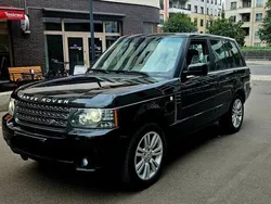 Schwarz Gebraucht 2011 Land Rover Range Rover Vogue SUV | 26.000 €