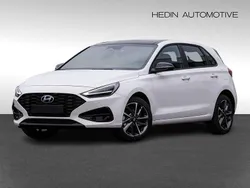 Weiß Neu 2024 Hyundai i30 Advantage Limousine | 25.590 € (Guter Preis)