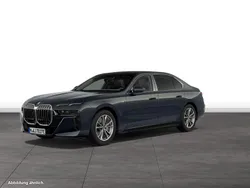 Grau Gebraucht 2024 BMW i7 Limousine | 112.500 €
