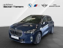 Blau Neu 2025 BMW 218 Active Tourer Exclusive Van / Kleinbus | 38.400 € (Etwas zu teuer)