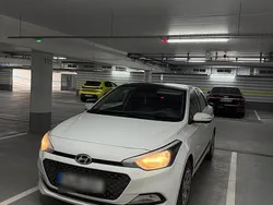 Weiß Gebraucht 2017 Hyundai i20 Active Kleinwagen | 7.200 € (Fairer Preis)