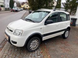 Weiß Gebraucht 2009 Fiat Panda 4x4 Climbing Kleinwagen | 4.999 € (Etwas zu teuer)