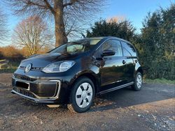 Schwarz Gebraucht 2021 VW e-up! Kleinwagen | 12.500 € (Fairer Preis)