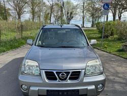 Silber Gebraucht 2003 Nissan X-Trail Comfort SUV | 2.750 € (Teuer)