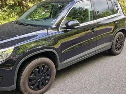 Schwarz Gebraucht 2010 VW Tiguan Trendline SUV | 7.999 € (Guter Preis)
