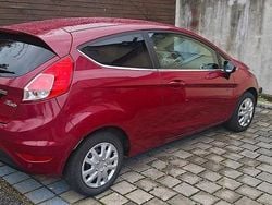 Rot Gebraucht 2013 Ford Fiesta Titanium Kleinwagen | 3.200 € (Guter Preis)