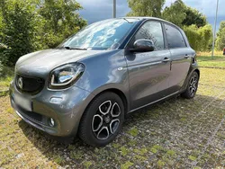 Grau Gebraucht 2016 Smart ForFour Kleinwagen | 8.749 € (Fairer Preis)