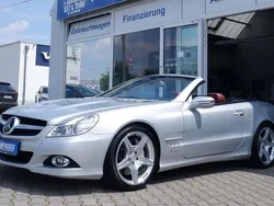 Silber Gebraucht 2008 Mercedes SL600 AMG Cabrio | 64.980 €