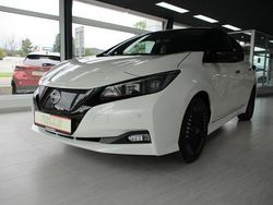 Weiß (white/black xdf) Gebraucht 2024 Nissan Leaf 360º Kleinwagen | 23.990 € (Fairer Preis)