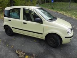 Gelb Gebraucht 2011 Fiat Panda Kleinwagen | 2.500 € (Fairer Preis)