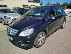 Schwarz Gebraucht 2009 Mercedes B180 Van / Kleinbus | 4.990 € (Fairer Preis)