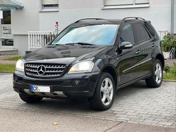Schwarz Gebraucht 2006 Mercedes ML280 SUV | 6.500 €