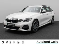 Alpinweiß uni 300schwarz Gebraucht 2022 BMW 320e M Sport Limousine | 28.999 € (Guter Preis)