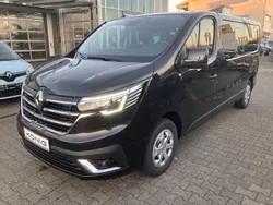 Schwarz Neu 2024 Renault Trafic Life Van | 40.598 € (Fairer Preis)