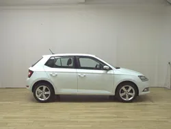 Weiss Gebraucht 2019 Skoda Fabia Cool Plus Limousine | 7.980 € (Guter Preis)