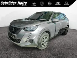 Grau Gebraucht 2022 Peugeot e-2008 Active SUV | 17.490 € (Superpreis)