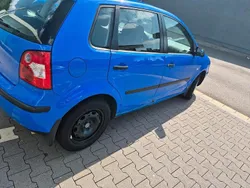 Blau Gebraucht 2005 VW Polo Kleinwagen | 1.100 € (Fairer Preis)