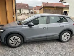 Grau Gebraucht 2021 Audi Q4 e-tron SUV | 21.600 € (Superpreis)