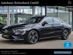 lack kosmosschwarz Gebraucht 2024 Mercedes CLA180 Limousine | 30.888 € (Superpreis)