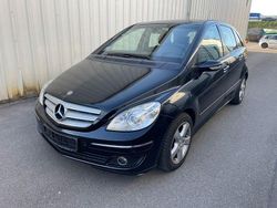 Schwarz Gebraucht 2006 Mercedes B180 Avantgarde Van / Kleinbus | 3.490 € (Fairer Preis)