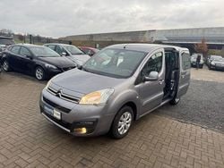 Gris artense Gebraucht 2016 Citroën Berlingo SELECTION Van / Kleinbus | 10.999 € (Teuer)