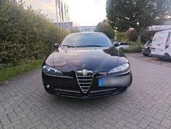 Schwarz Gebraucht 2008 Alfa Romeo 147 Kleinwagen | 2.300 €