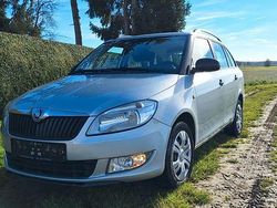 Silber Gebraucht 2014 Skoda Fabia Active Kombi | 5.700 € (Fairer Preis)
