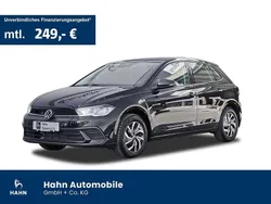 Deep black perleffekt Gebraucht 2024 VW Polo Life Limousine | 18.795 € (Guter Preis)