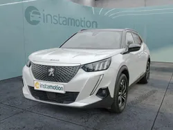 Weiß Gebraucht 2021 Peugeot e-2008 SUV | 18.999 € (Fairer Preis)
