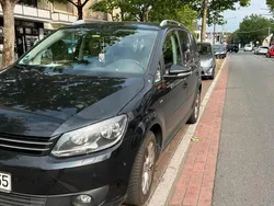 Schwarz Gebraucht 2013 VW Touran Van / Kleinbus | 5.600 € (Fairer Preis)