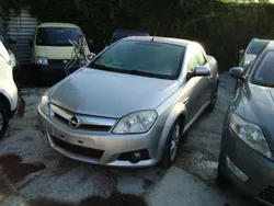 Silber Gebraucht 2007 Opel Tigra Design Edition Cabrio | 650 € (Superpreis)