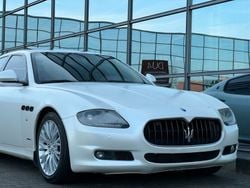 Weiß Gebraucht 2009 Maserati Quattroporte Limousine | 21.990 € (Teuer)