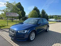 Blau Gebraucht 2014 Audi A3 Limousine | 13.900 € (Etwas zu teuer)