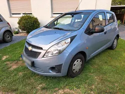 Grau Gebraucht 2010 Chevrolet Spark Kleinwagen | 2.099 € (Fairer Preis)
