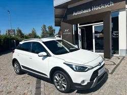Weiß Gebraucht 2018 Hyundai i20 Active Limousine | 12.990 € (Etwas zu teuer)