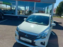 Weiß Gebraucht 2022 Mitsubishi Space Star Select Kleinwagen | 9.990 € (Guter Preis)