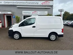 Weiß Gebraucht 2019 Nissan Evalia Van / Kleinbus | 13.950 € (Fairer Preis)