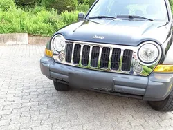 Schwarz Gebraucht 2006 Jeep Cherokee SUV | 7.100 € (Etwas zu teuer)